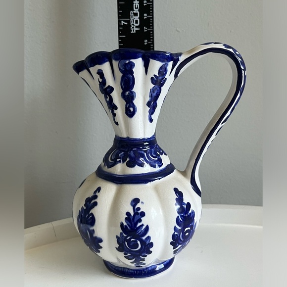 Beautiful Pitcher And Bowl Small Blue White Ceramic Handpainted Portugal - Picture 5 of 10
